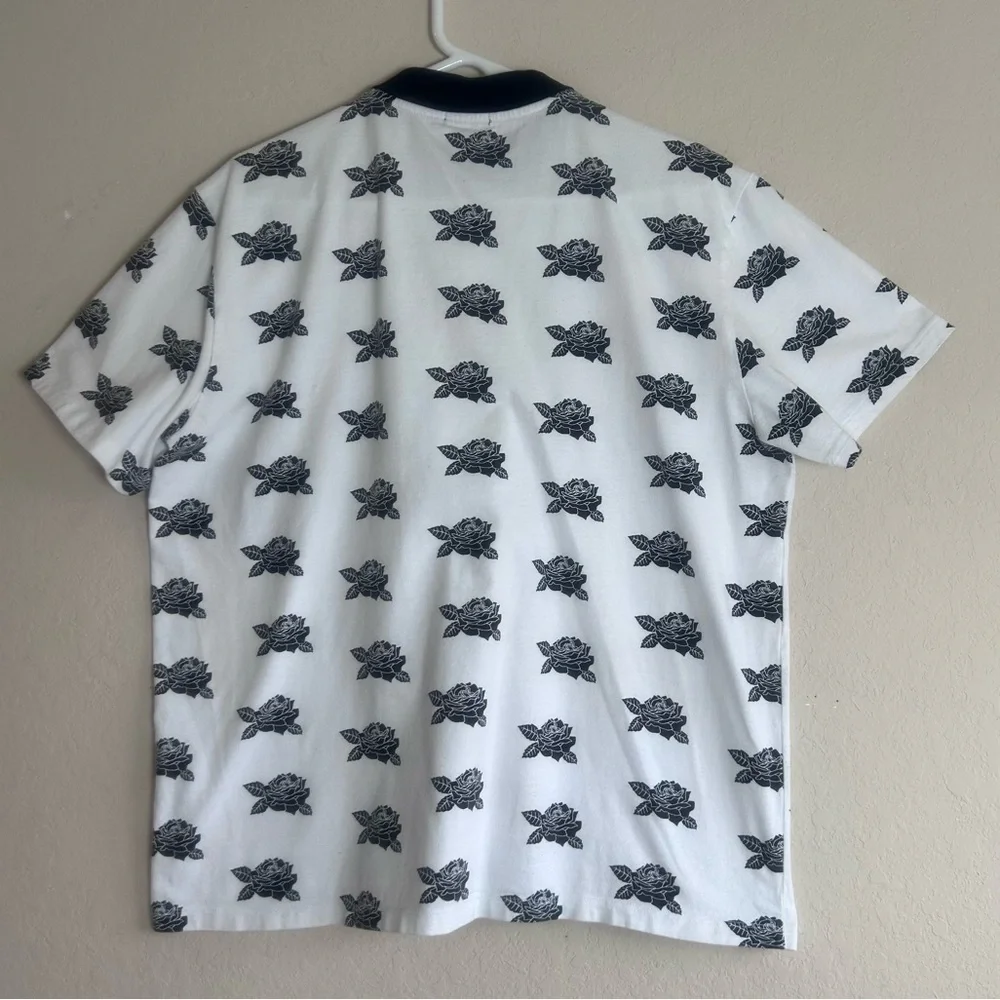 Forever 21 Men’s Polo Shirt XL White Black Rose Print Short Sleeve Collared - Picture 3 of 7